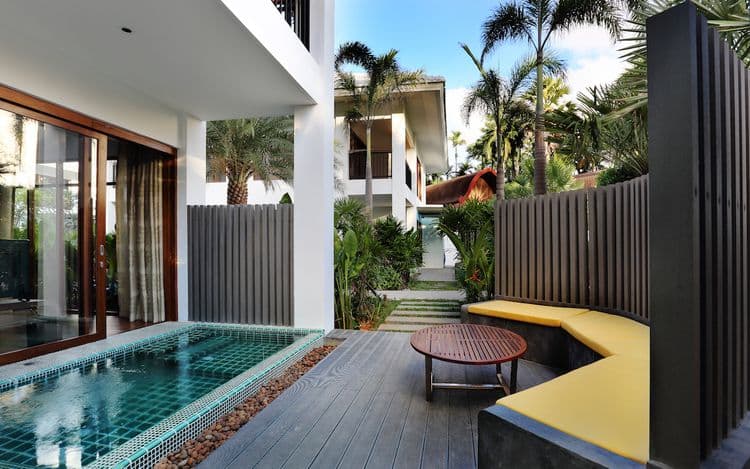 Novotel Phuket Karon Beach Resort And Spa
