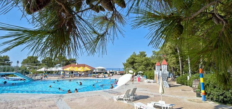 Zaton Holiday Resort