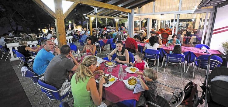 Zaton Holiday Resort