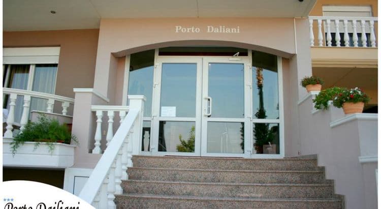 Porto Daliani Apartments
