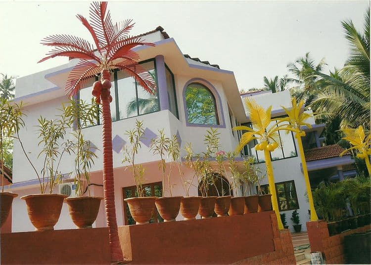 Coconut Grove Royale