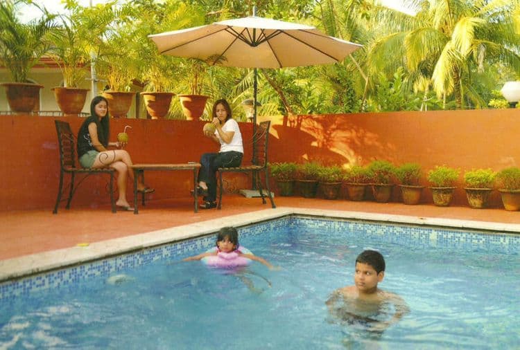Coconut Grove Royale