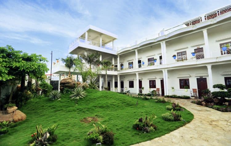 LaVita Hotel