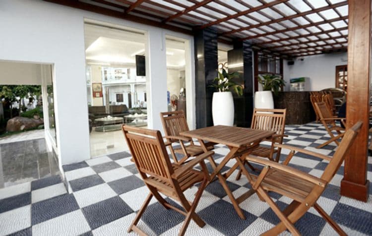 LaVita Hotel