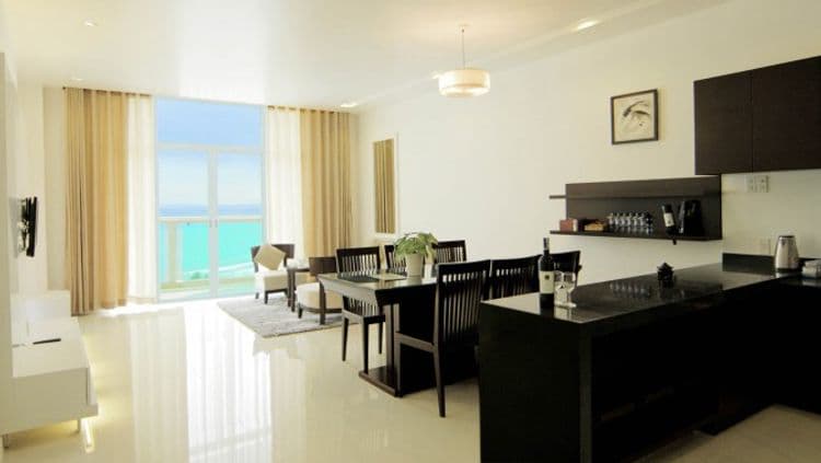 Ocean Vista of Sea Links City