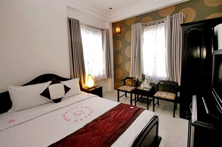 Brandi Ocean View Hotel