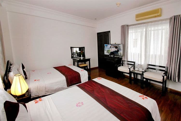 Brandi Ocean View Hotel