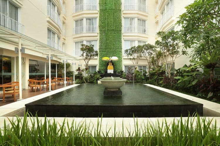Holiday Inn Express Bali Kuta Square
