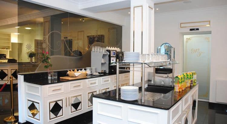 Maria Theresia Hotel