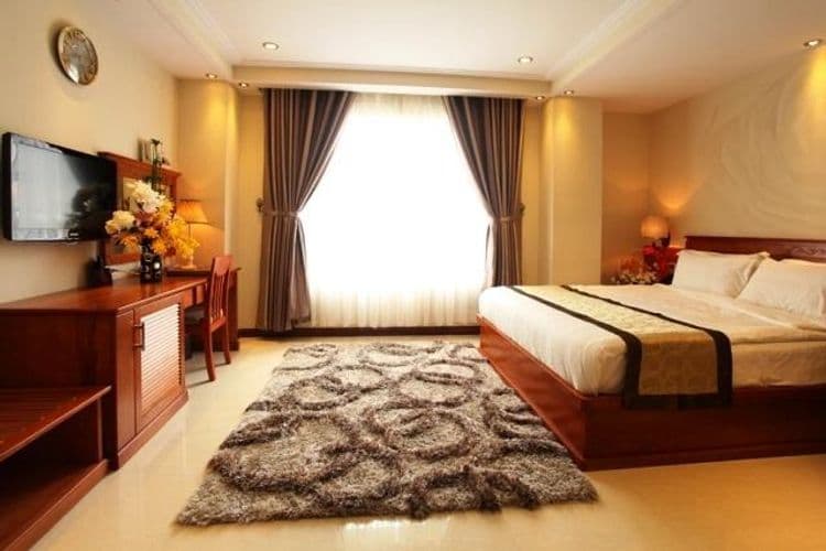 Au Lac Hotel