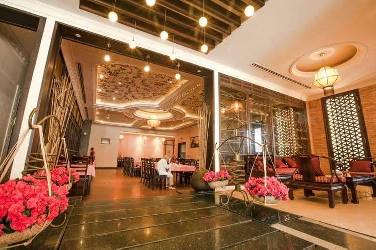 Den Long Do Hotel