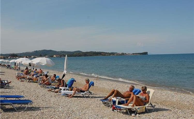 Kormoranos Beach Hotel