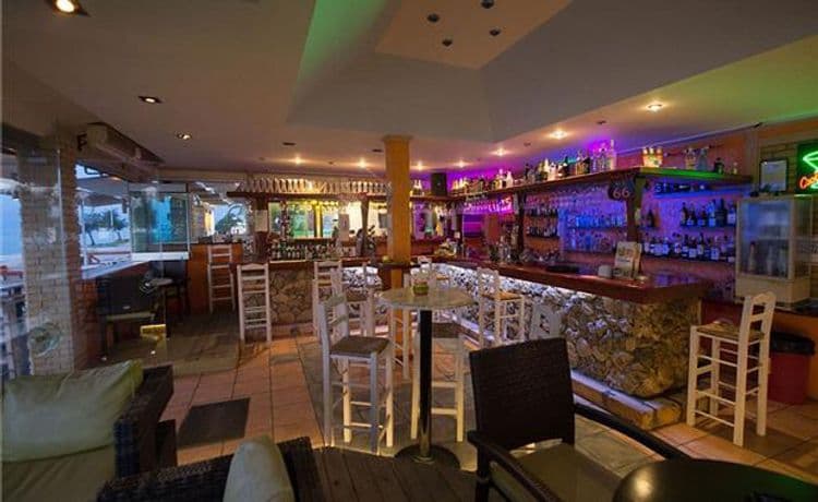 Kormoranos Beach Hotel