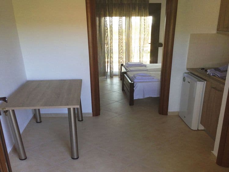 Paradisos Apartments