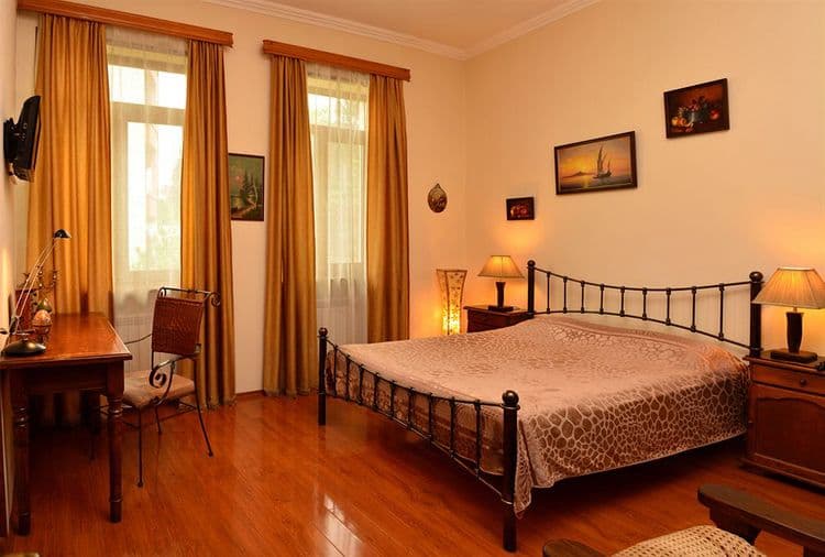 British House Boutique Hotel