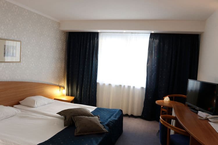 Triada Hotel