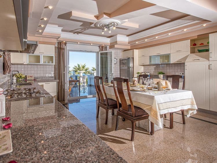 Frido Luxury Villa