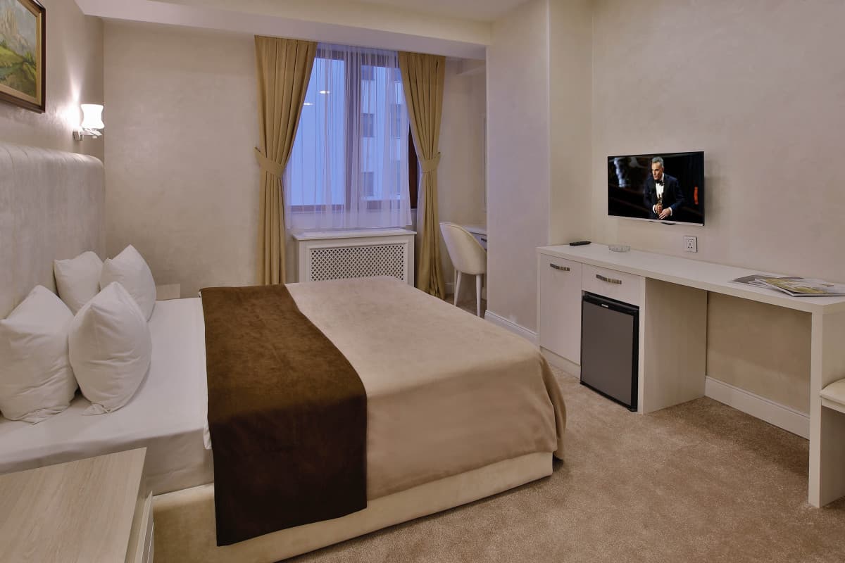 GANJALI PLAZA HOTEL
