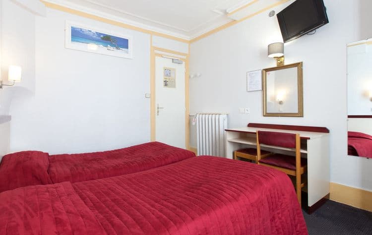 Avenir Hotel