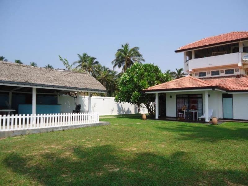 White Rose Beach Resort