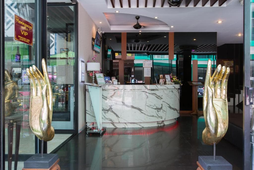 Hemingways Silk Hotel