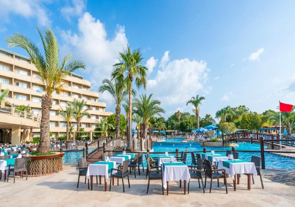 Armas Pemar Beach Resort
