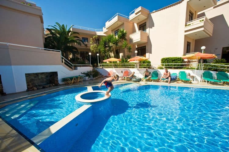 Oscar Suites & Village