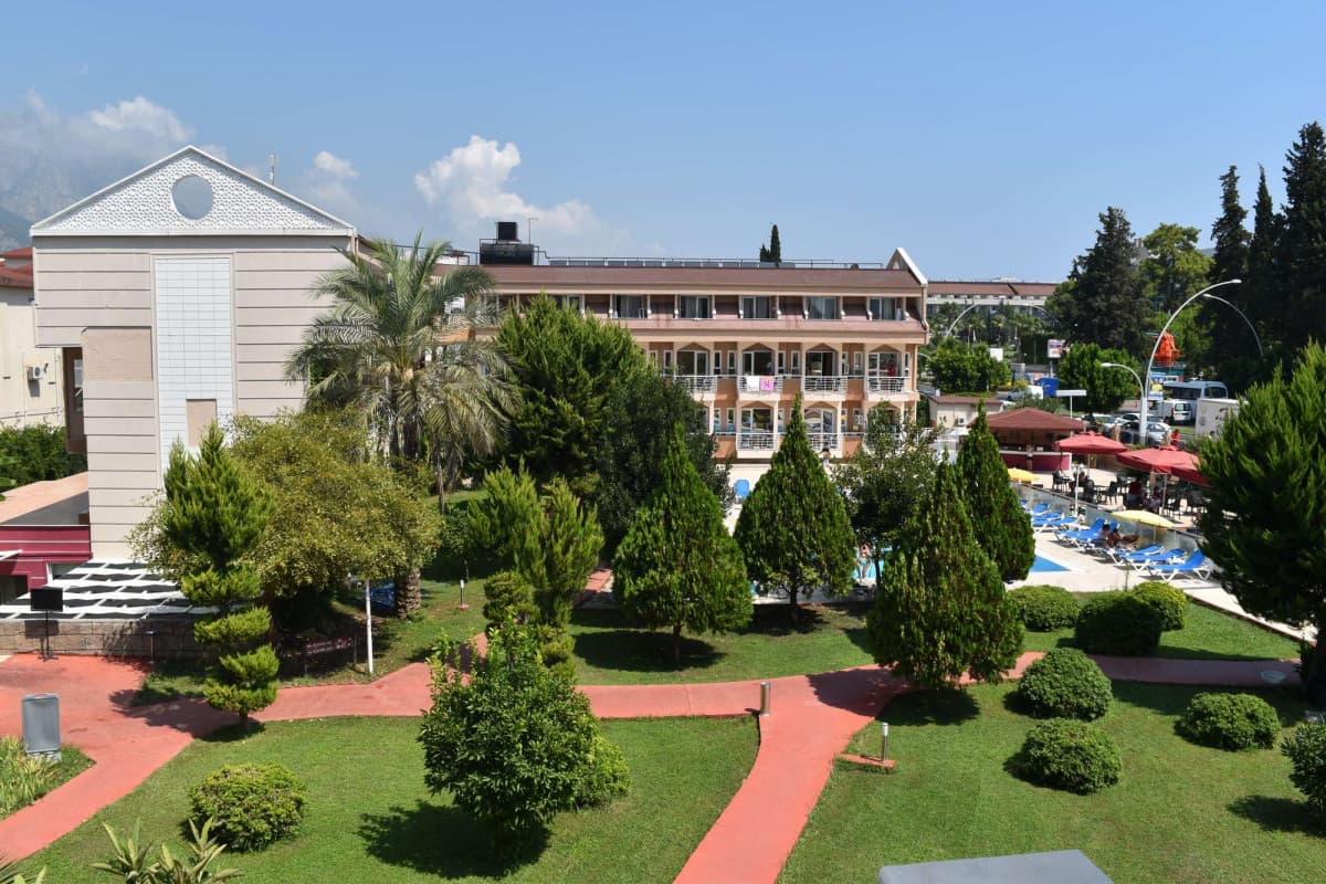 Ares Dream Hotel