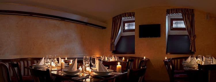 Alqush Downtown Hotel