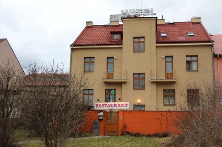 51 Hotel