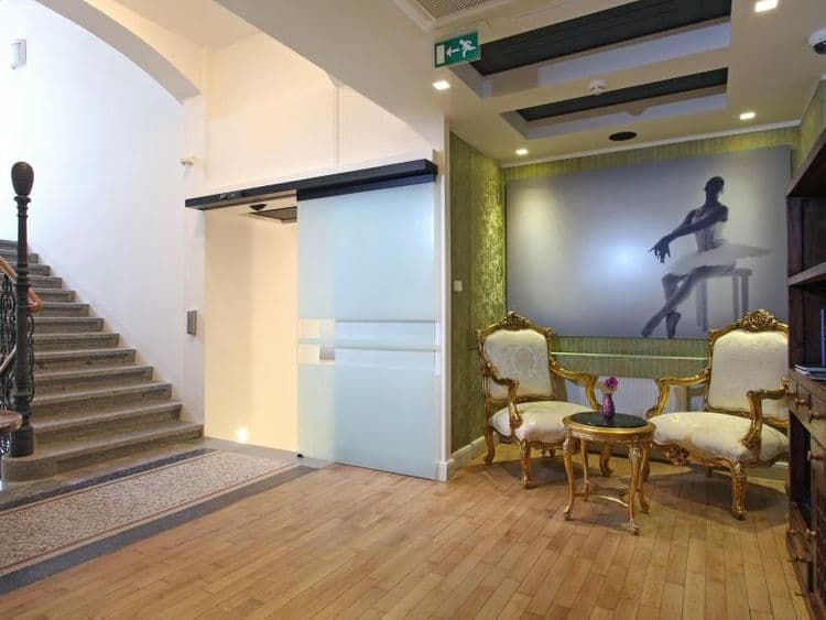 La Ballerina Hotel