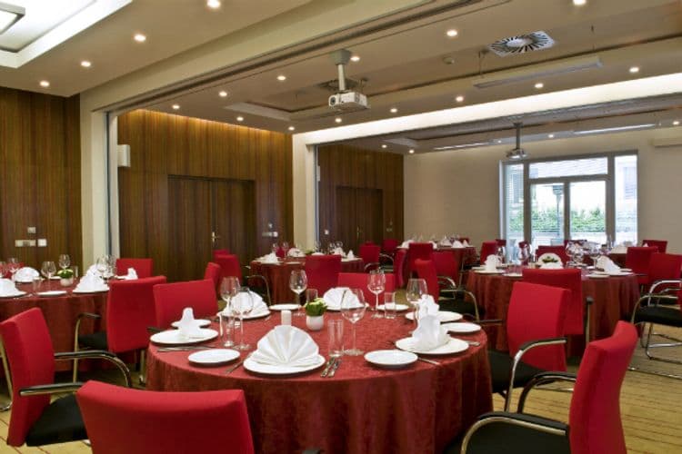 Mamaison Riverside Hotel