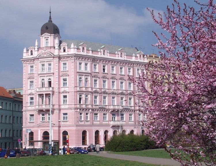 Opera Hotel