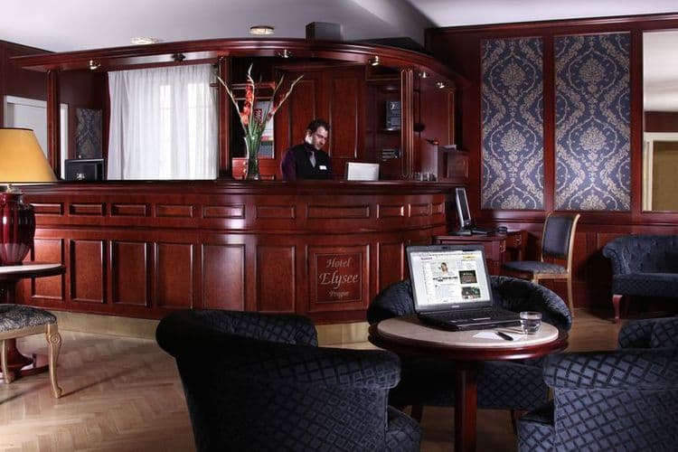Elysee Hotel