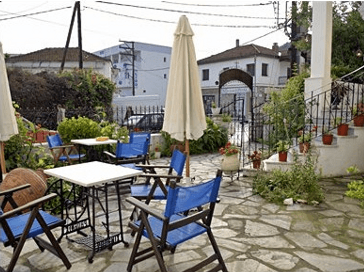Acropolis Hotel