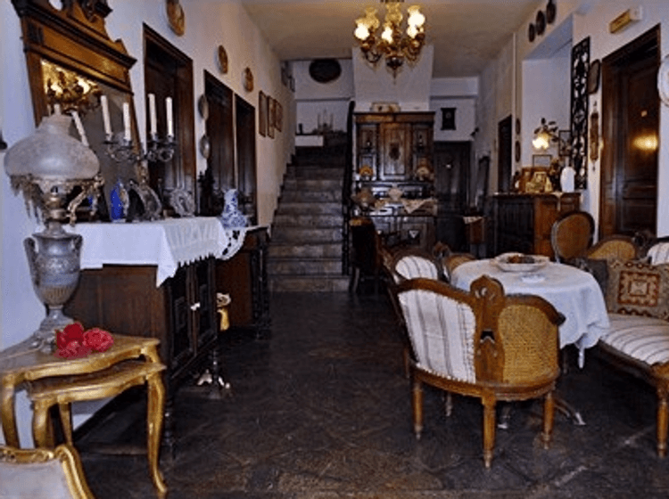 Acropolis Hotel