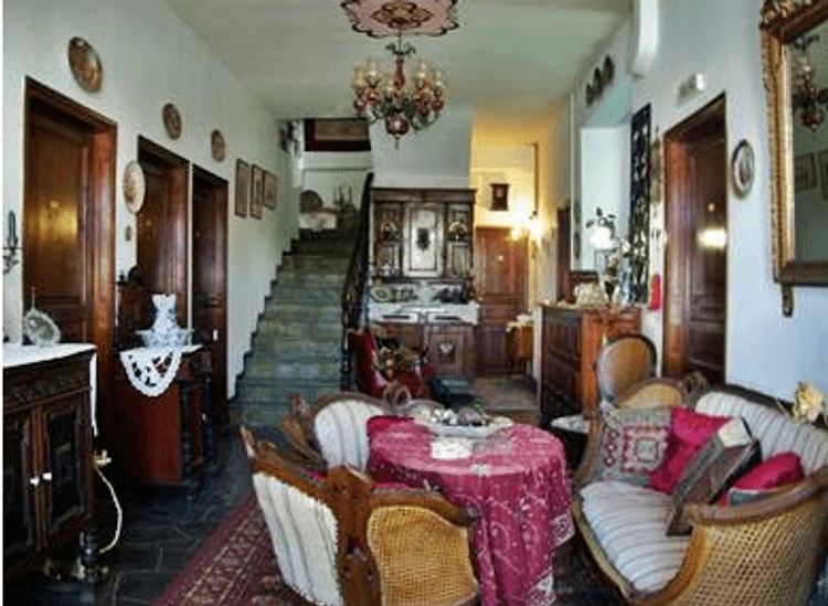 Acropolis Hotel