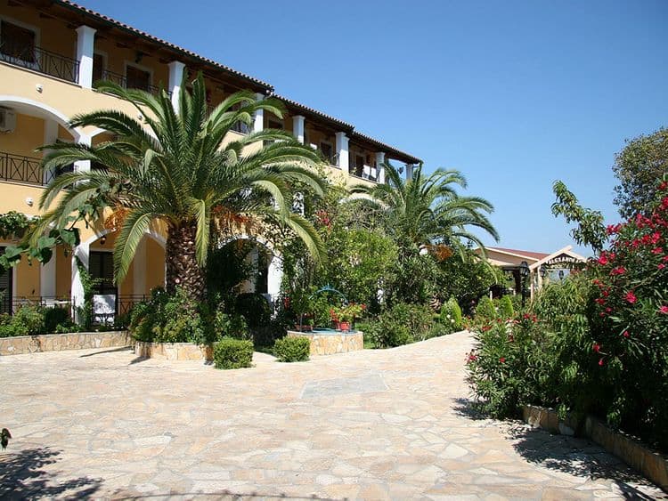Alexandra Resort Apartments