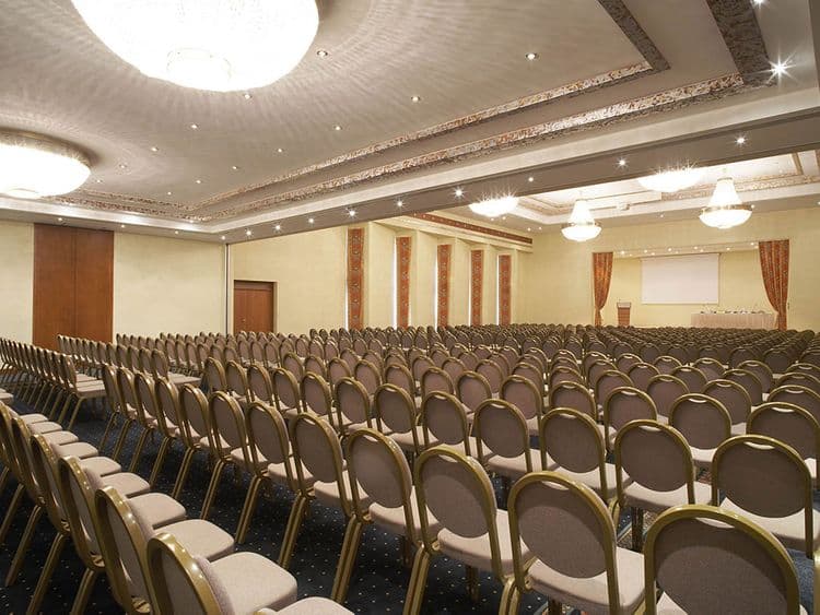 Ramada Plaza Thraki