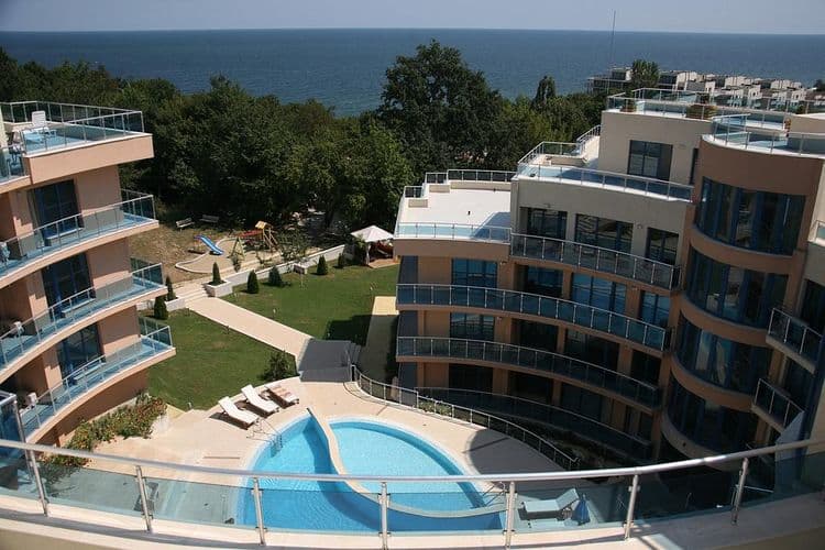 Aquamarine Apart Complex