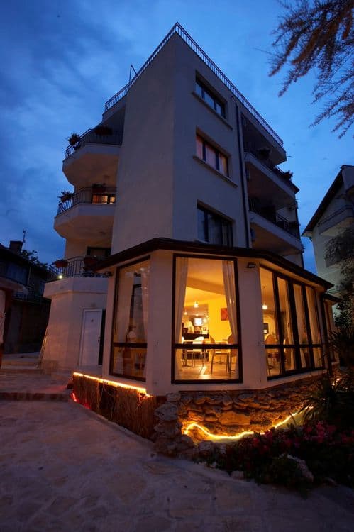 Coral Hotel