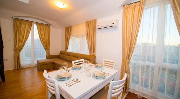 Romance Marine Aparthotel