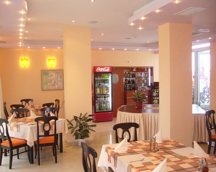 Sunset Beach Hotel