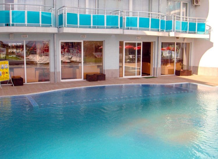 Sunset Beach Hotel