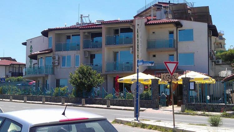 Lozite Hotel