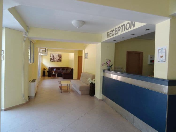 Марина