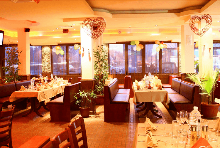 Avenue Hotel