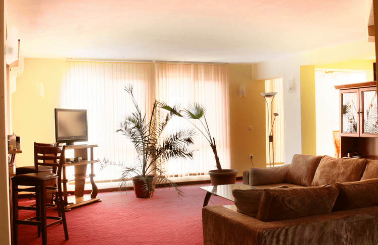 Avenue Hotel