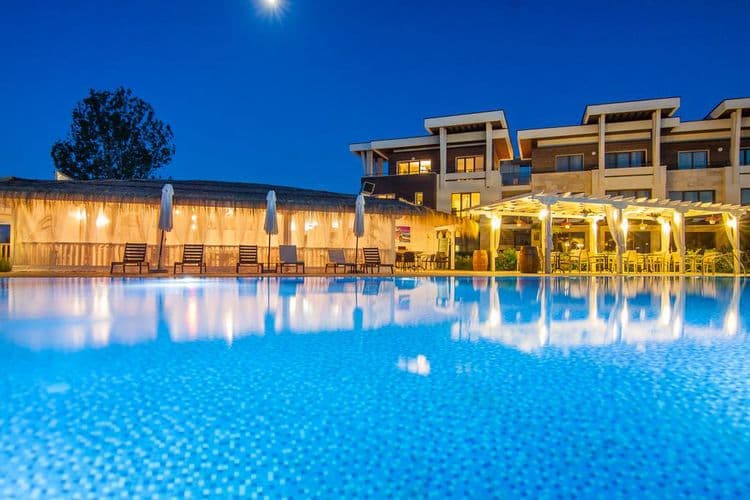 Apolonia Resort