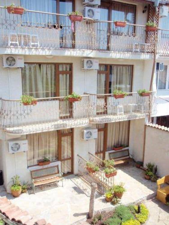 Kirios Hotel